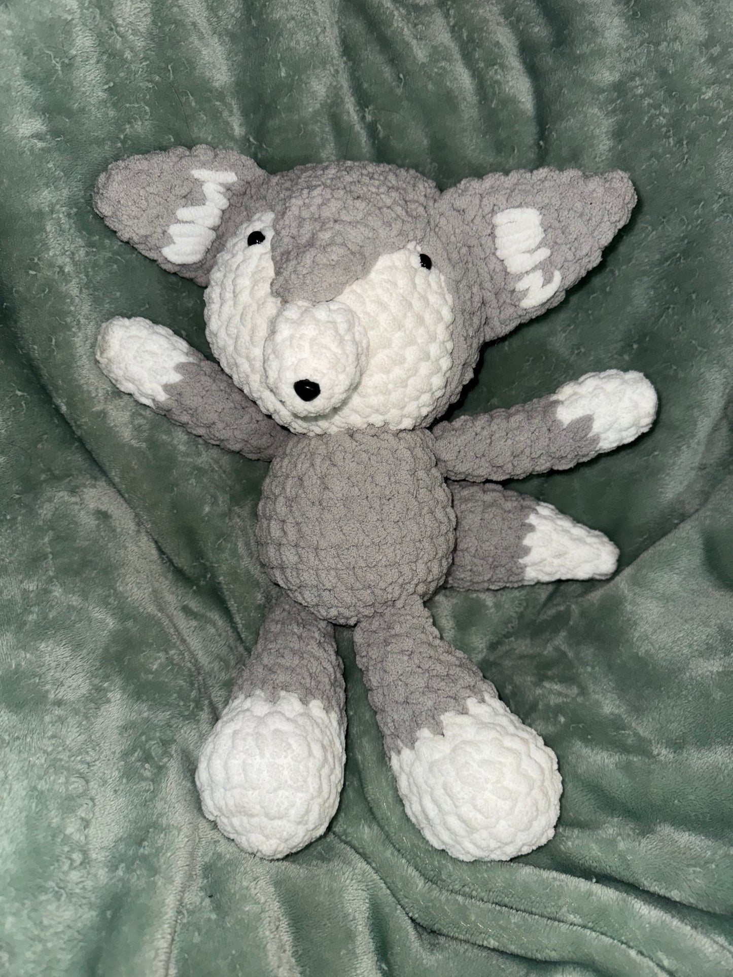 Crochet wolf