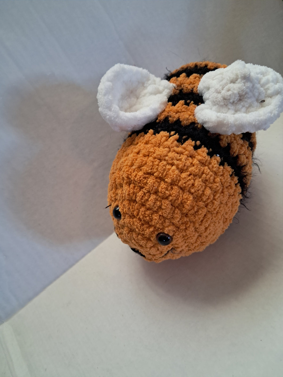 Crochet small Bee